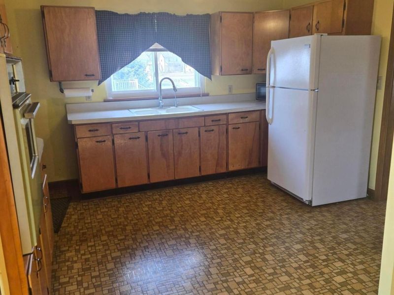 625 W 8th Street, Marysville, OH 43040 Photo 8