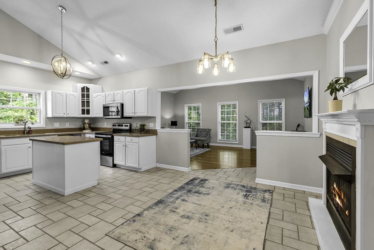 527 Alderly Ct. Photo 15