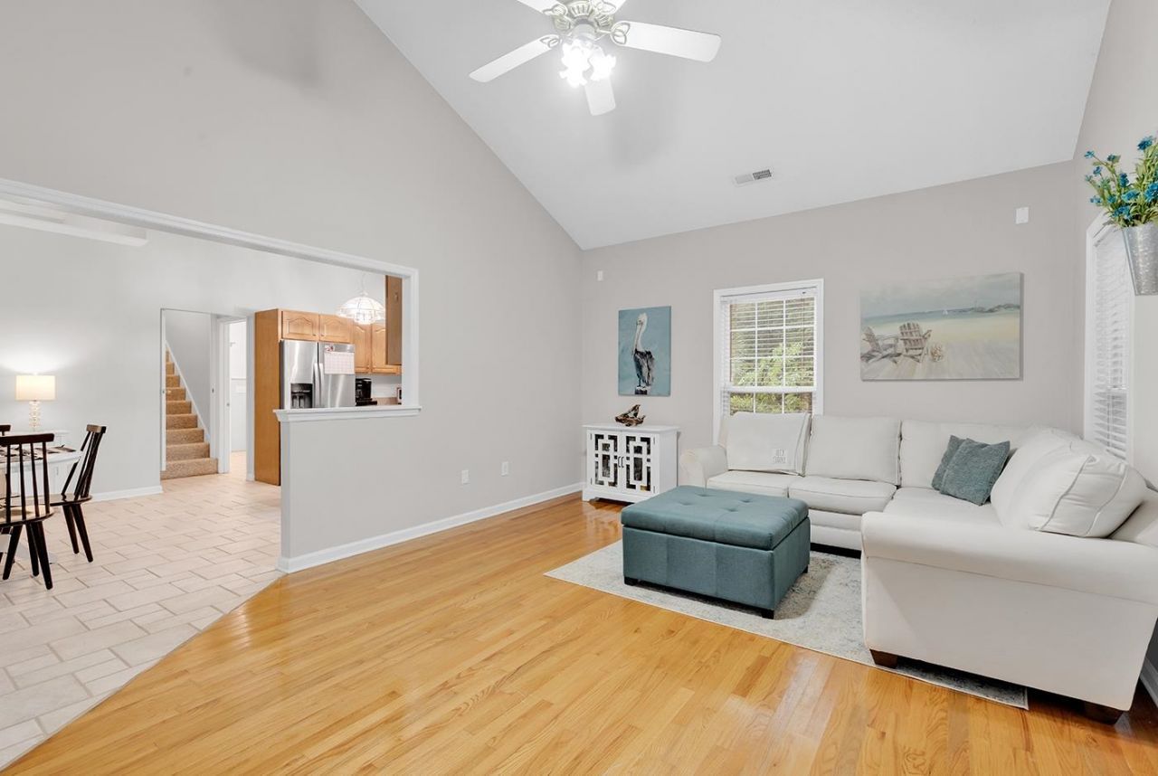 527 Alderly Ct. Photo 21