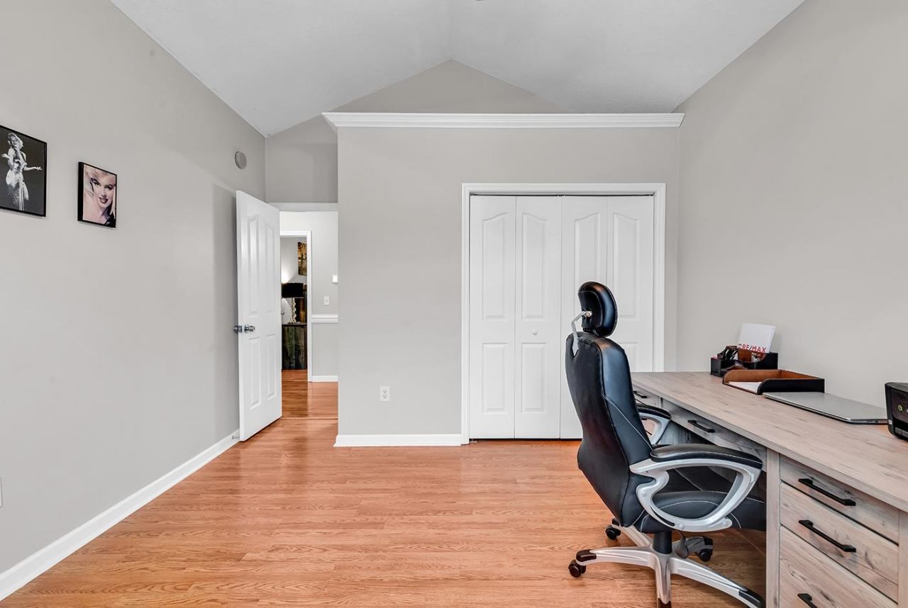 527 Alderly Ct. Photo 30