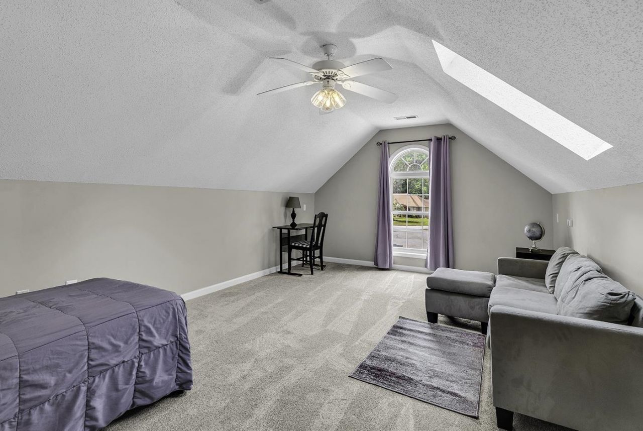 527 Alderly Ct. Photo 34