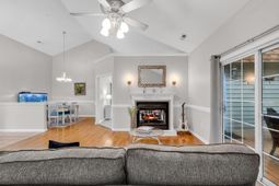 527 Alderly Ct.  photo 4