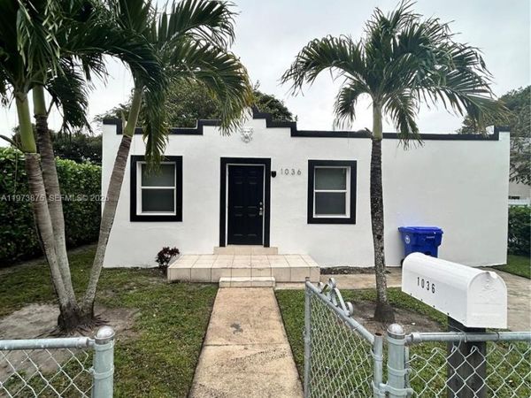 1036 NW 47th Ter , Miami, FL 33127