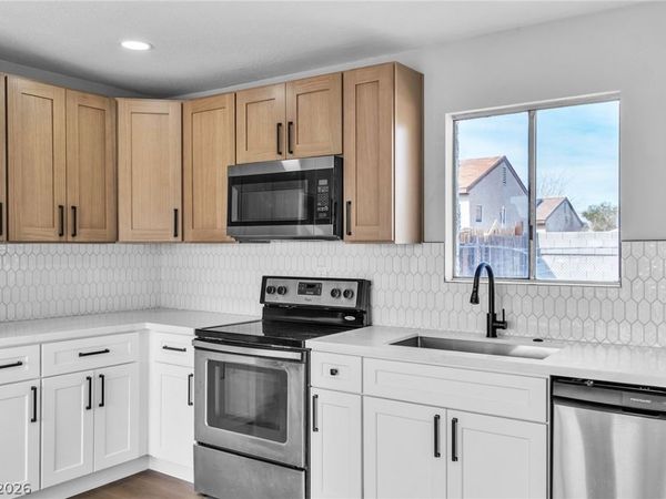 3708 Reseda Circle , North Las Vegas, NV 89030