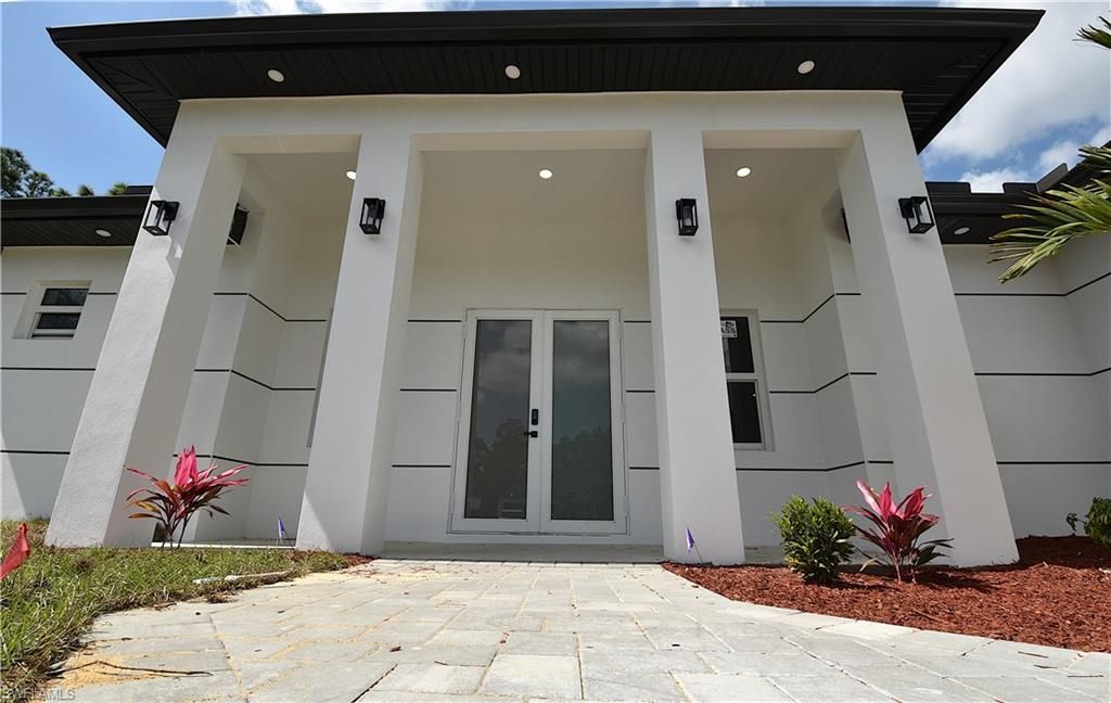 415 Highland Ave, Lehigh Acres, FL 33972 Photo