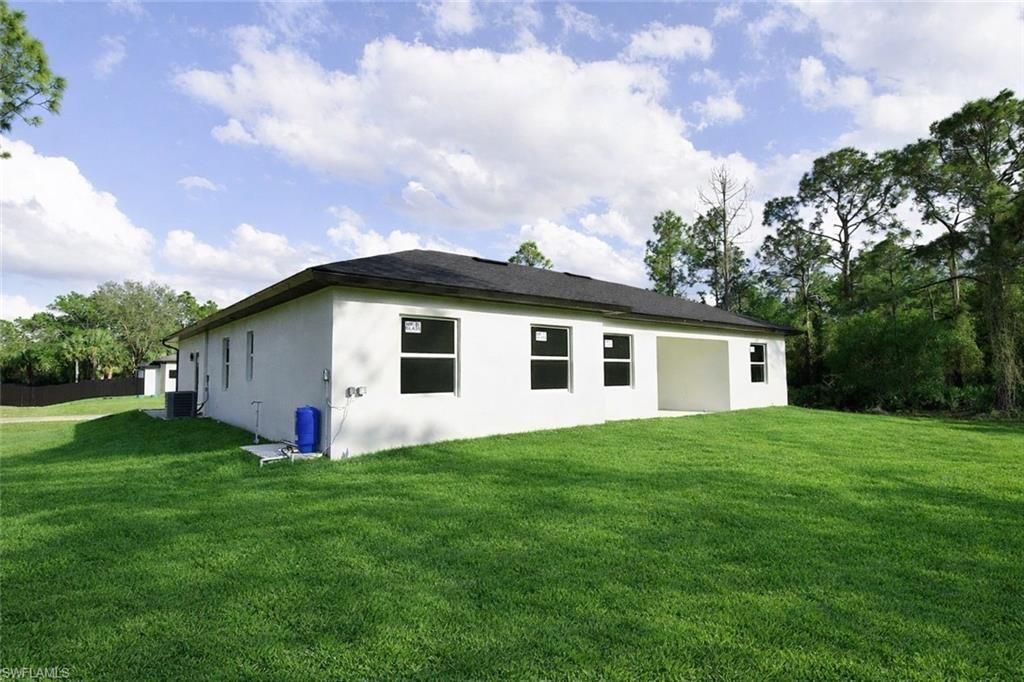 415 Highland Ave, Lehigh Acres, FL 33972 Photo