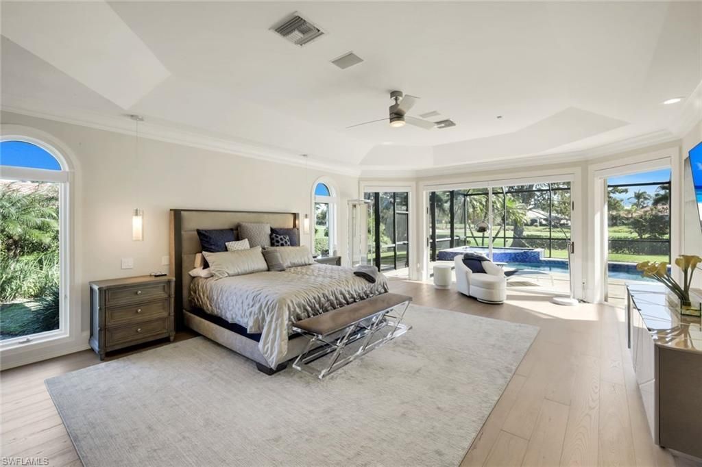 12924 Bald Cypress Ln, Naples, FL 34119 Photo
