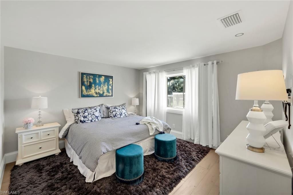 12924 Bald Cypress Ln, Naples, FL 34119 Photo