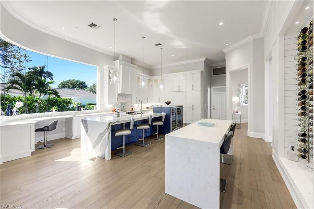 12924 Bald Cypress Ln, Naples, FL 34119 Photo