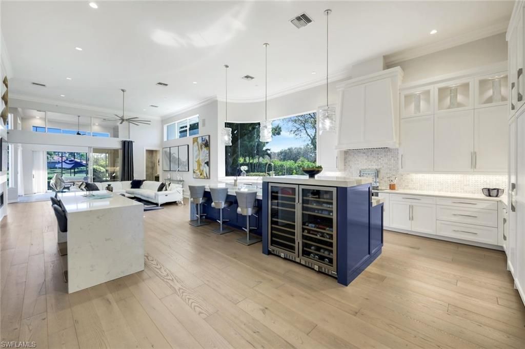 12924 Bald Cypress Ln, Naples, FL 34119 Photo