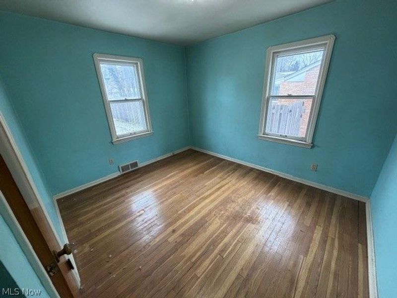 6004 Twin Lakes Drive, Parma, OH 44129 Photo 6