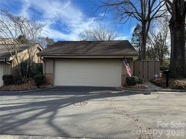 4913 Torrey Pines Court, Charlotte, NC 28226