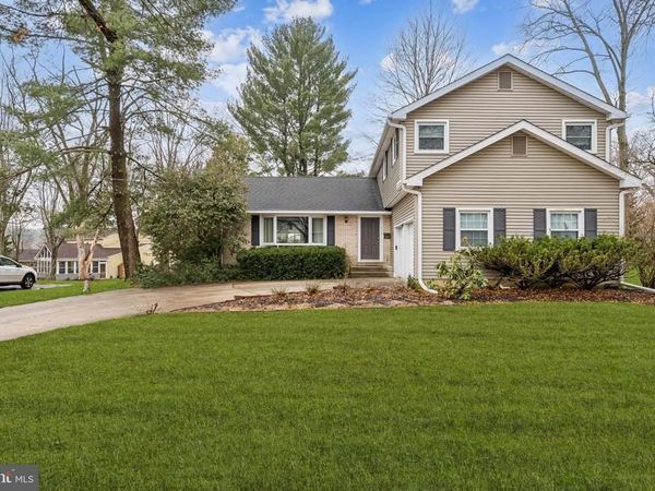 418 DORAL DRIVE, CHERRY HILL, NJ 08003