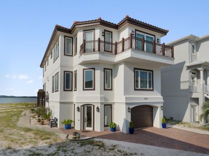 7303 Spinnaker Court Navarre, FL 32566