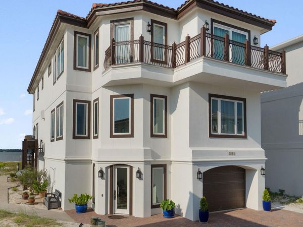 7303 Spinnaker Court, Navarre, FL 32566