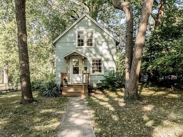 7540 Locust Street, Kansas City, MO 64131