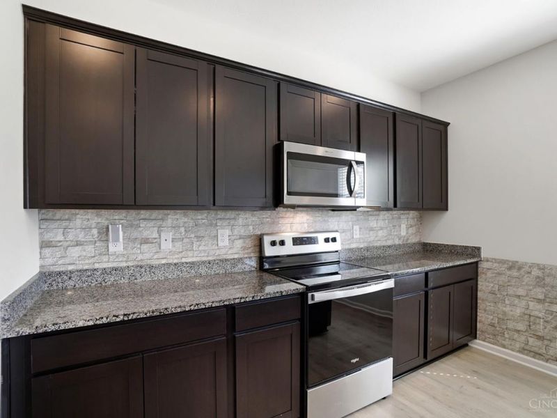 1716 Parkfield Way, Goshen Twp, OH 45122 Photo 17