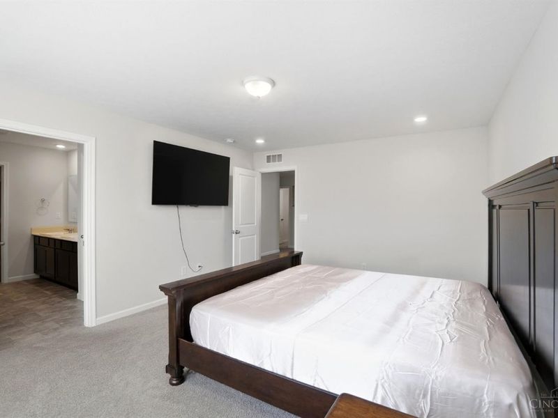 1716 Parkfield Way, Goshen Twp, OH 45122 Photo 27