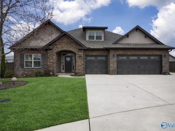 201 Rowan Street, Meridianville, AL 35759