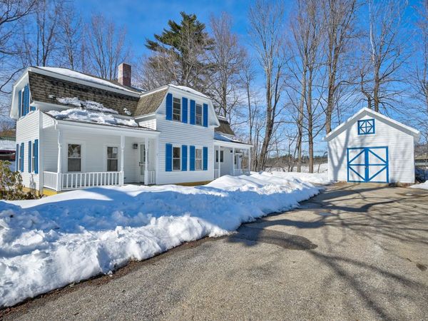 215 Hillside Avenue, Conway, NH 03818
