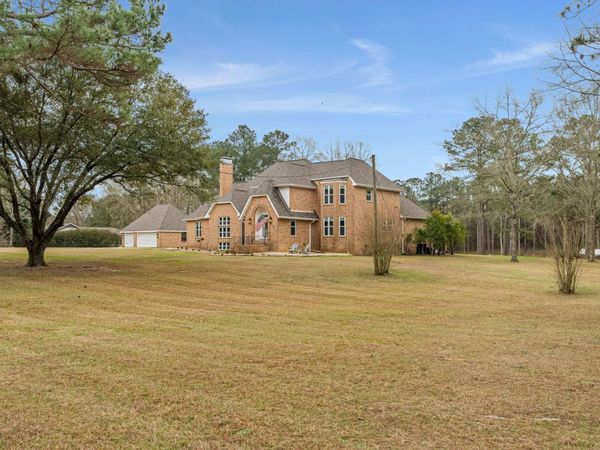 217 T Smith, Hattiesburg, MS 39401