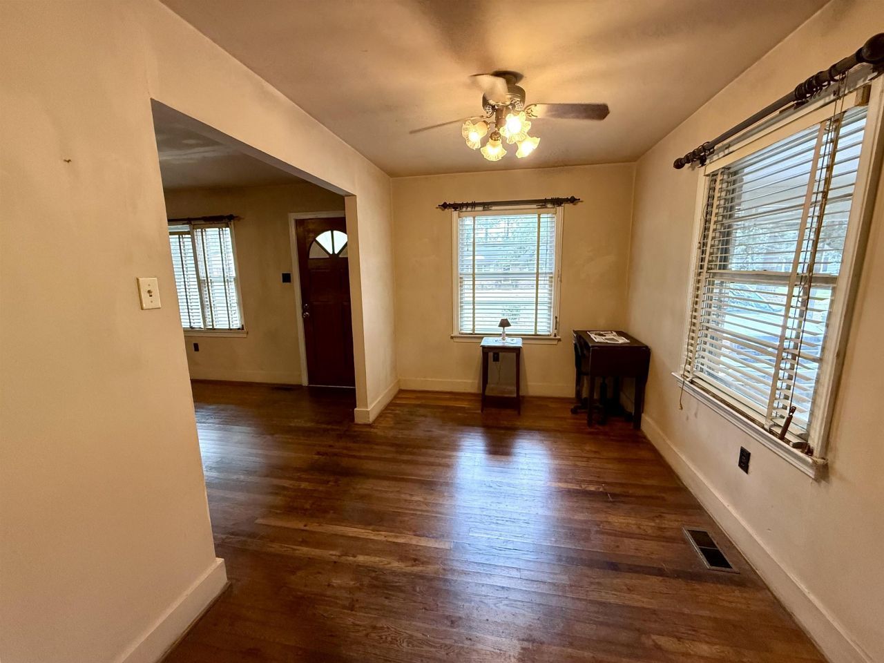 1738 Jasper St. Photo 17