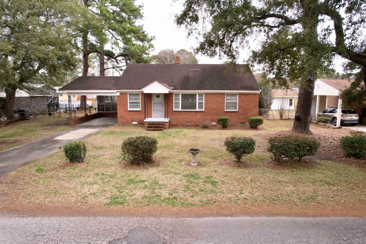 1738 Jasper St. Photo 5