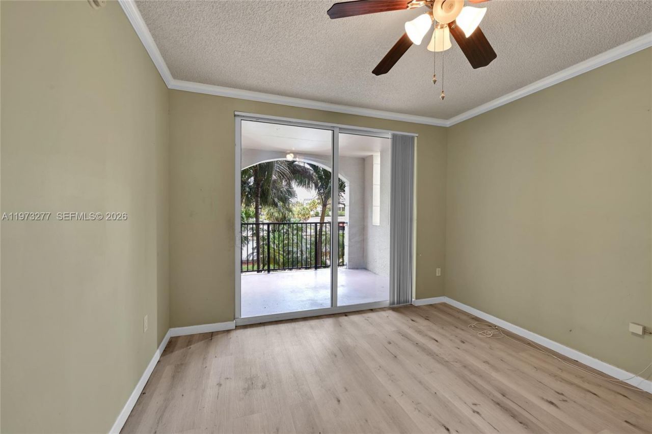 17150 N Bay Rd, Unit 2210, Sunny Isles Beach, FL 33160 Photo