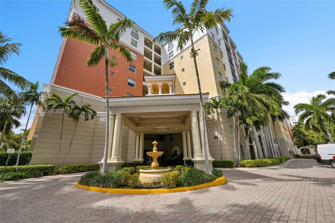 17150 N Bay Rd, Unit 2210, Sunny Isles Beach, FL 33160 Photo