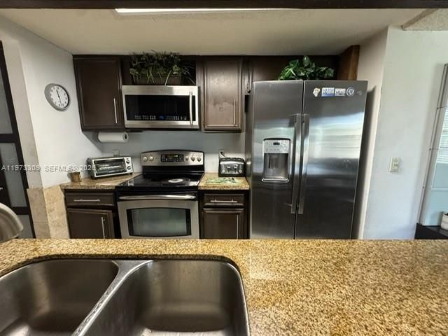 2560 Azalea Ave, Miramar, FL 33025 Photo