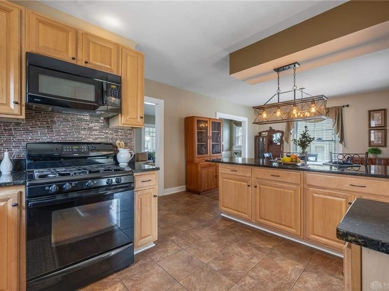 30 Dellwood Avenue, Oakwood, OH 45419 Photo 12