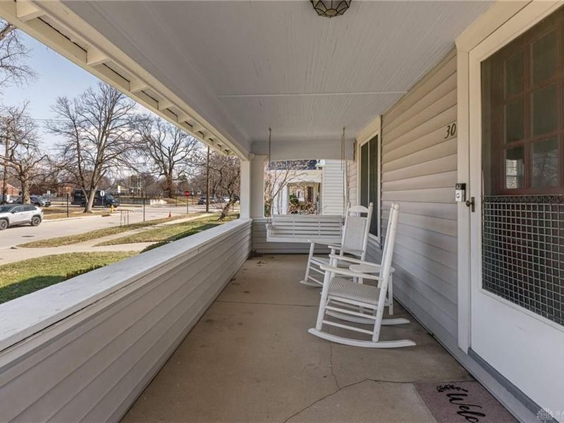 30 Dellwood Avenue, Oakwood, OH 45419 Photo 3