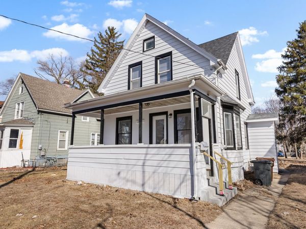 2126 9th Street , Rockford, IL 61104