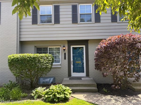 1675 Graefield Road, Birmingham, MI 48009