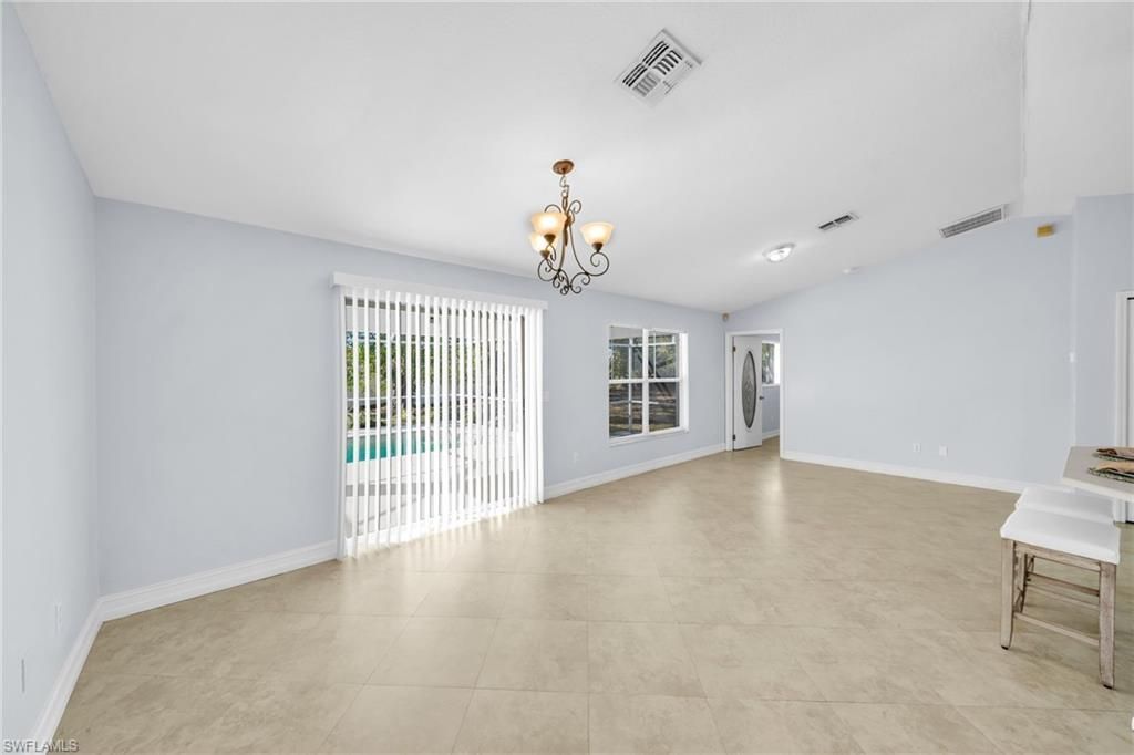 152 SE 19th Ln, Cape Coral, FL 33990 Photo