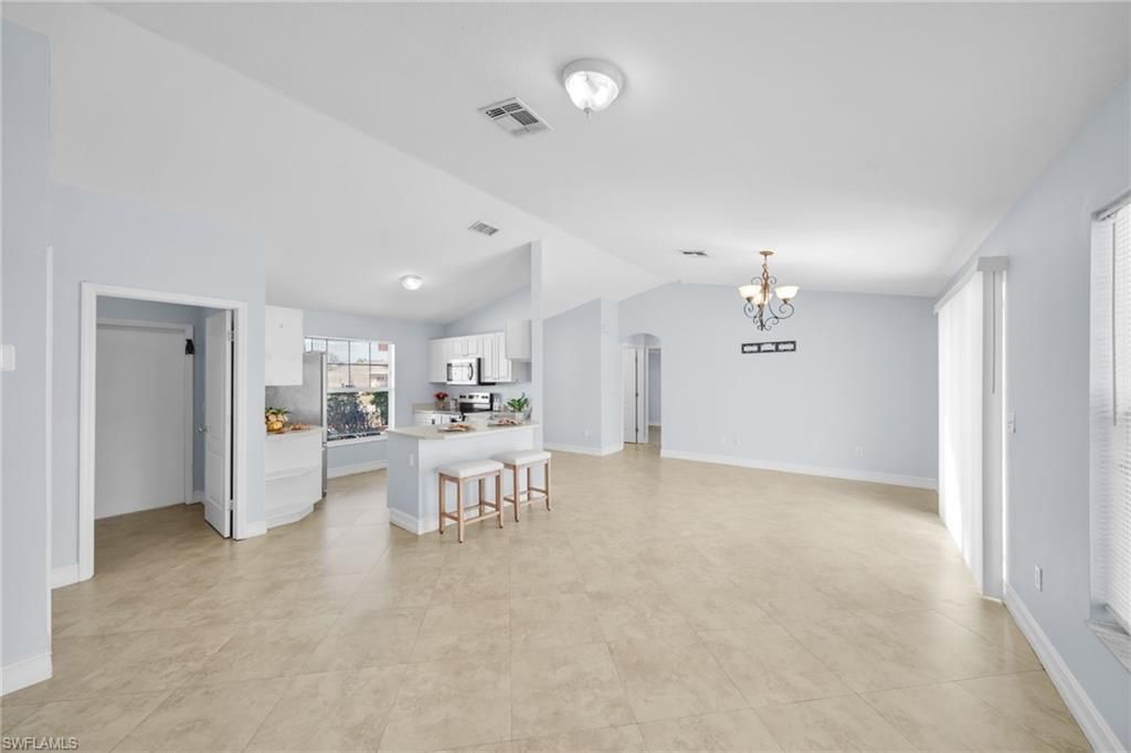 152 SE 19th Ln, Cape Coral, FL 33990 Photo