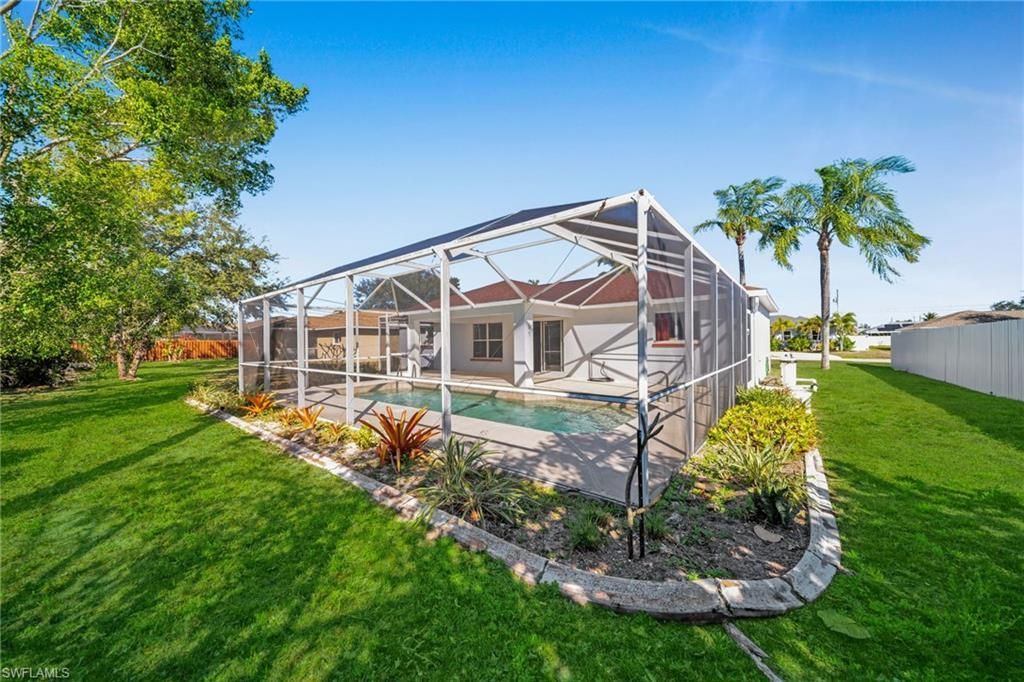 152 SE 19th Ln, Cape Coral, FL 33990 Photo