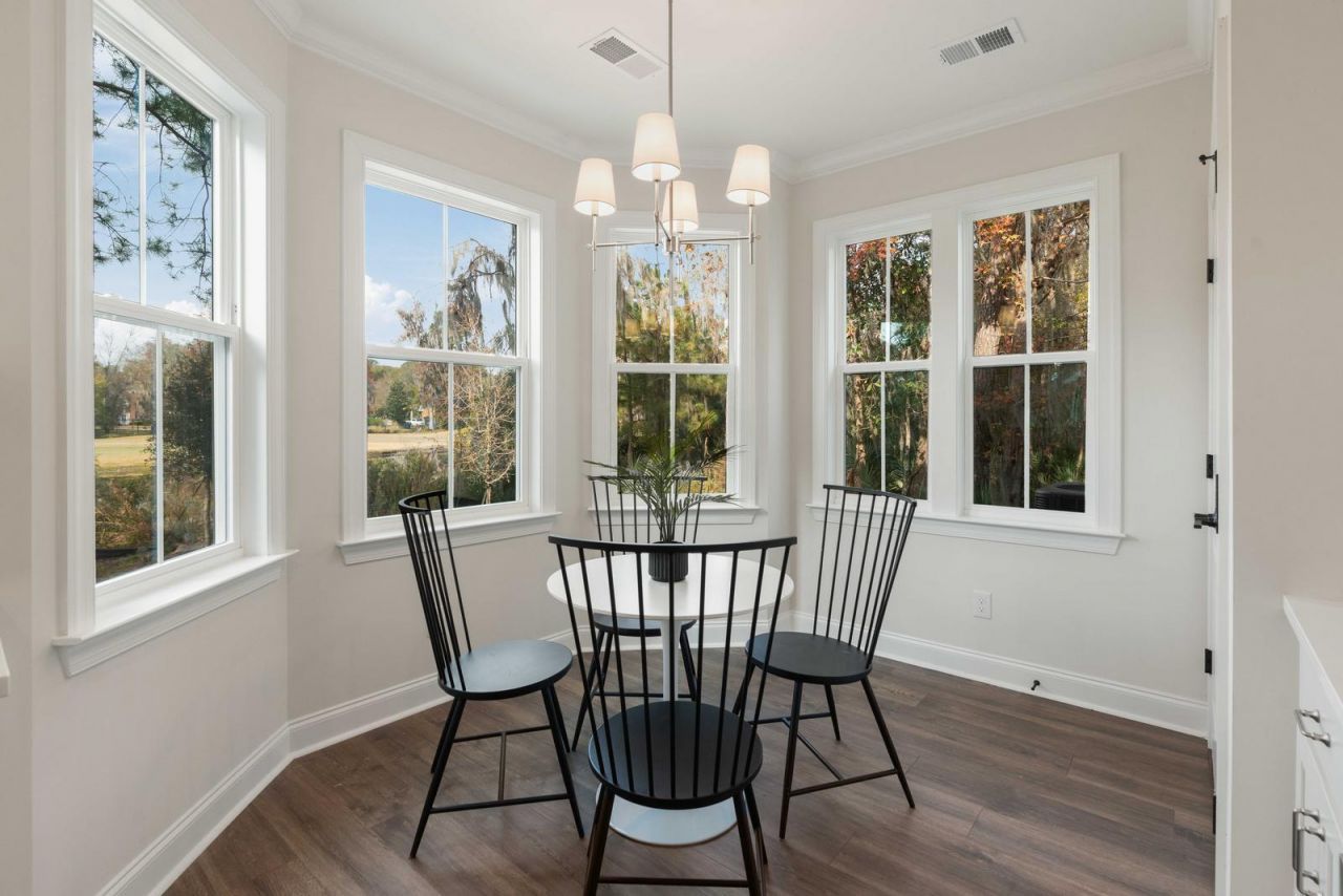 501 Raes Court Photo 16