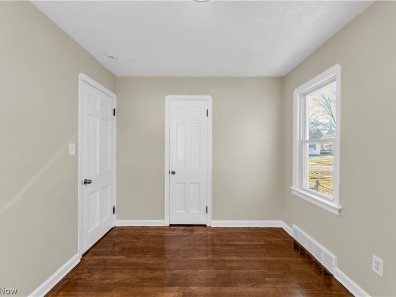 12004 Mortimer Avenue, Cleveland, OH 44111 Photo 16