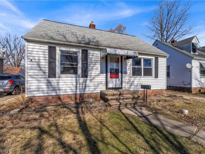 12004 Mortimer Avenue, Cleveland, OH 44111 Photo 2