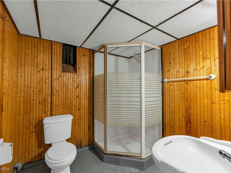 12004 Mortimer Avenue, Cleveland, OH 44111 Photo 27