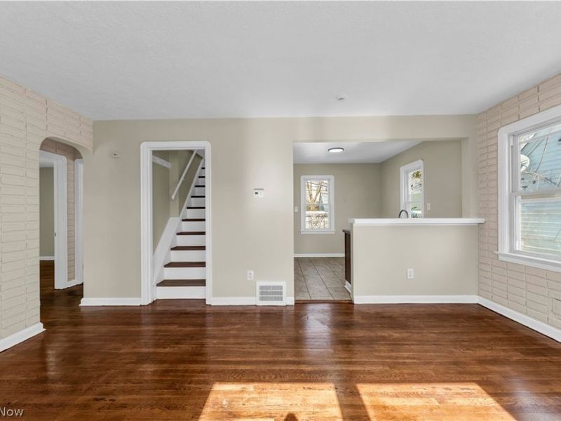 12004 Mortimer Avenue, Cleveland, OH 44111 Photo 7