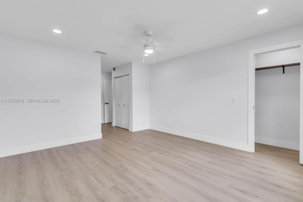 8535 Casa Del Lago , Unit F, Boca Raton, FL 33433 Photo