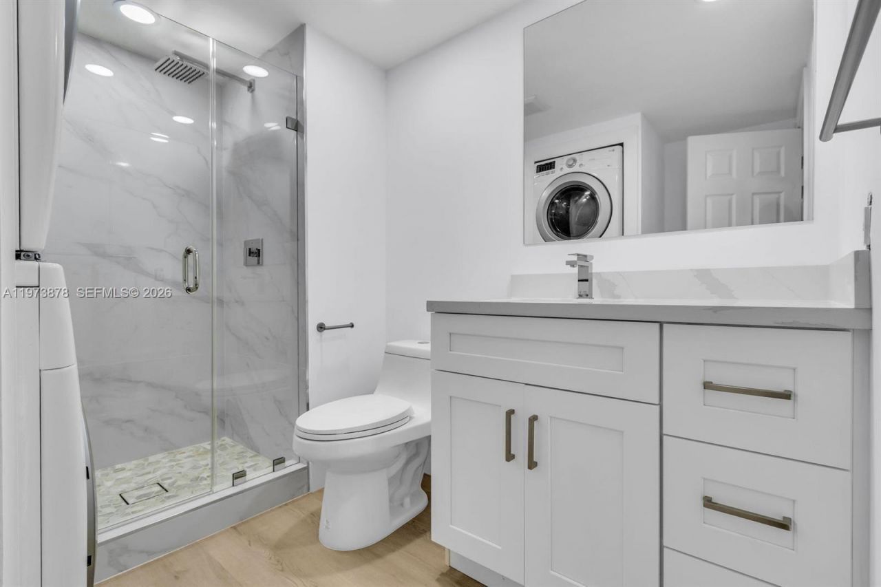 8535 Casa Del Lago , Unit F, Boca Raton, FL 33433 Photo