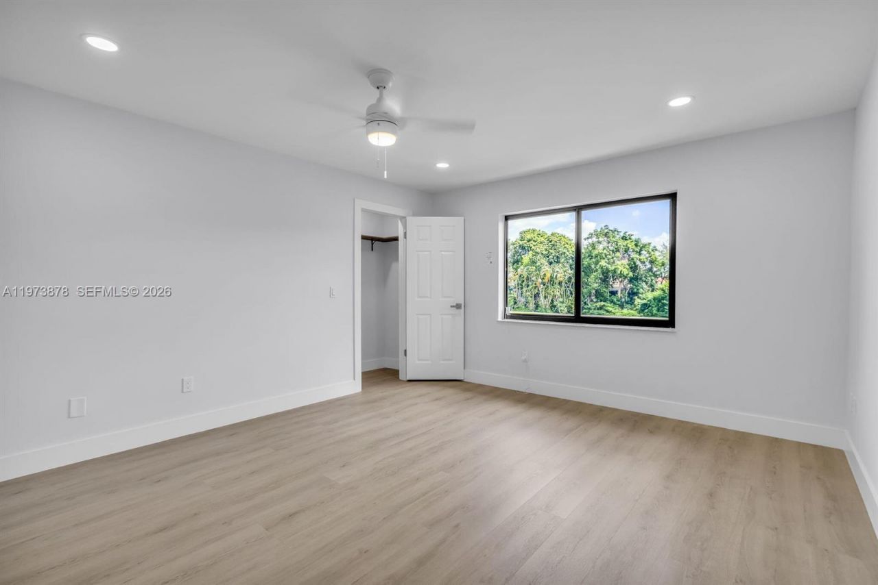 8535 Casa Del Lago , Unit F, Boca Raton, FL 33433 Photo