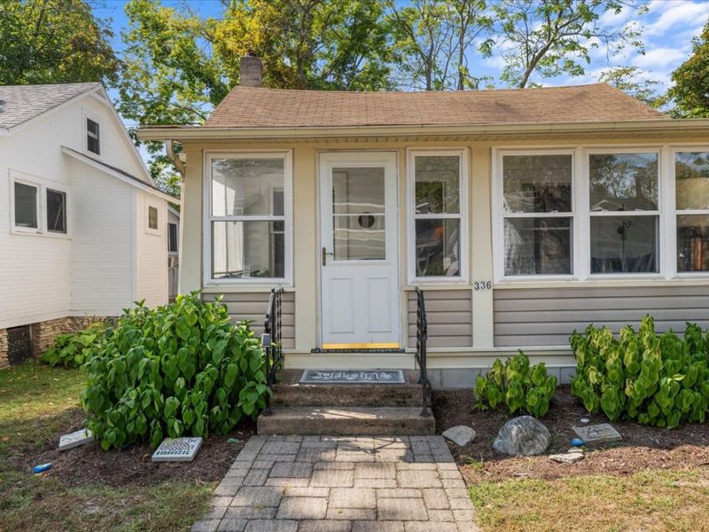 336 Peach Avenue, Lakeside, OH 43440 Photo 4