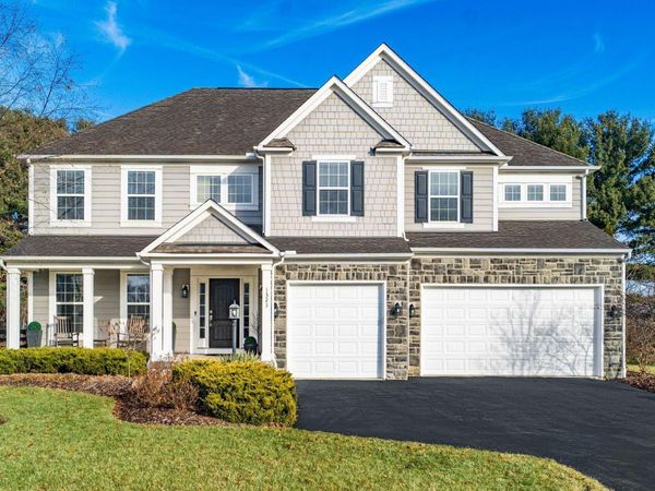 1323 Swanton Street, Lewis Center, OH 43035