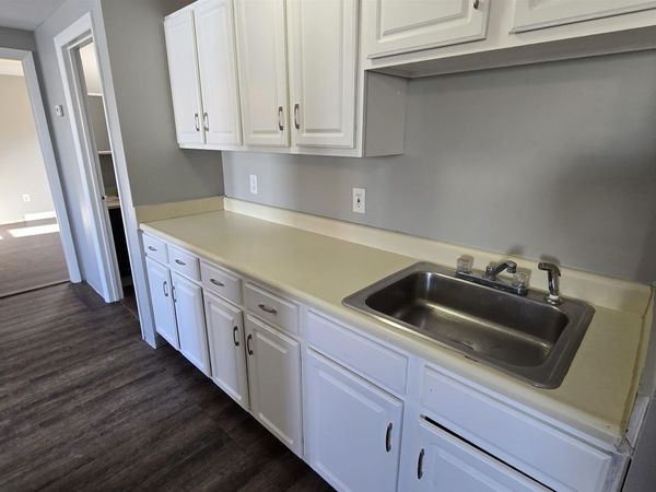 26 Ledge Street, Unit B, Nashua, NH 03060