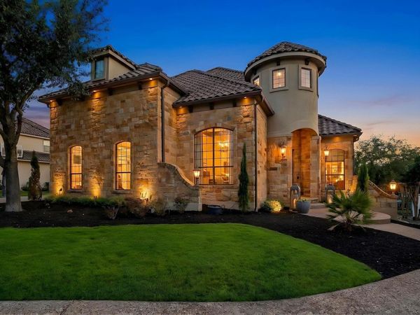 2104 University Club DR, Austin, TX 78732