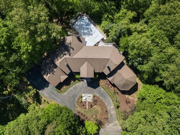 7003 FAWN TRAIL COURT, BETHESDA, MD 20817